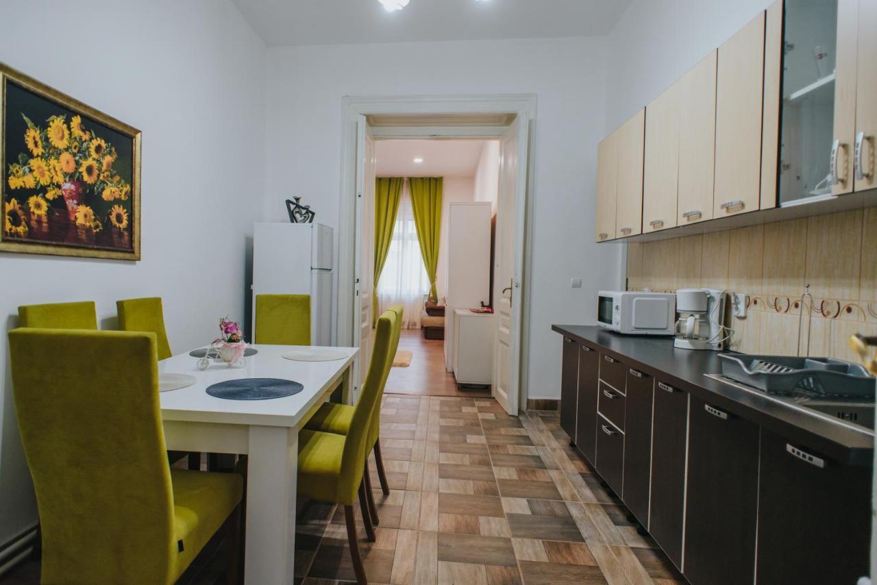 Noo'Vo Central Apartaments Oradea Dış mekan fotoğraf